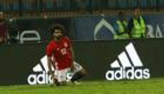 محمد صلاح يغادر معسكر مصر قبل موقعة سواتيني