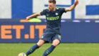 مدافع إنتر يكشف عن أمنيته المستقبلية