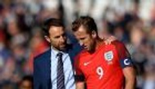 ساوثجيت يدافع عن هاري كين