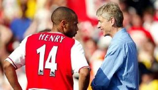 تييري هنري وأرسين فينجر - صورة أرشيفية 