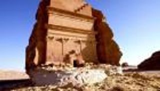 50 قطعة أثرية مكتشفة في السعودية والشارقة بمعرض "صدى القوافل"