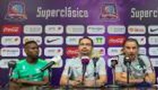 مدافع المنتخب السعودي يبرز أهمية لقاء العراق في "سوبر كلاسيكو"