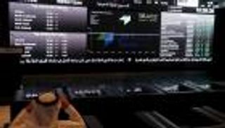 مؤشر الأسهم السعودية يقفز 2.7 % بداية التعاملات