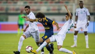 صورة من مباراة الإمارات والفجيرة 