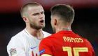 جماهير ليفربول تتغنى بعنف نجم توتنهام ضد راموس