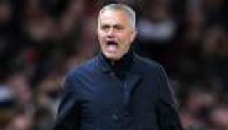 مورينيو مهدد بالغياب عن مواجهة فريقه السابق