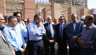 وزير الآثار المصري وسفير كازاخستان بالقاهرة يتفقدان مسجد الظاهر بيبرس