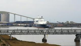 مصب نهر هامبر في شمال إنجلترا- أرشيف