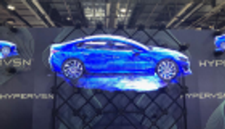 العروض الهولوغرامية تجذب زوار جيتكس 2018