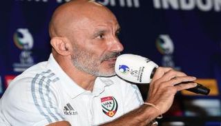 بالتيللي مدرب منتخب الشباب 