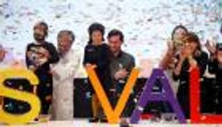 بالفيديو.. ميسي يسهم في تأسيس مركز لعلاج السرطان في برشلونة