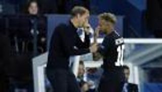 مدرب باريس سان جيرمان يزيد التكهنات حول مستقبل نيمار