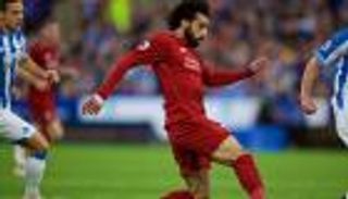 صلاح يعود للتهديف في انتصار ليفربول على هدرسفيلد