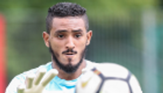 حارس اتحاد جدة يقترب من العودة للملاعب