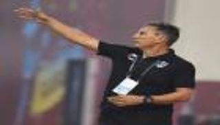 دبا الفجيرة الإماراتي يعلن إقالة مدربه