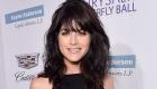 الممثلة سلمى بلير تكشف إصابتها بمرض التصلب اللويحي