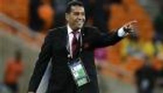 مدرب سطيف يعول على دفاع الأهلي لبلوغ نهائي أبطال أفريقيا