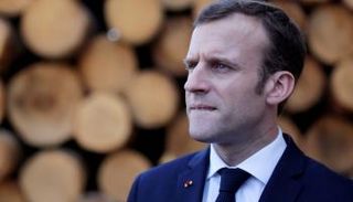 إيمانويل ماكرون قام بـ236 رحلة داخلية وخارجية خلال عام ونصف