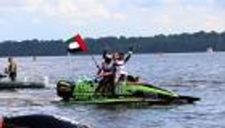 استقبال حافل لفريق "أبوظبي للزوارق" 