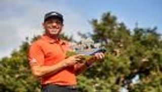 الإسباني جارسيا يضمن بطاقة التأهل إلى "موانئ دبي العالمية" للجولف