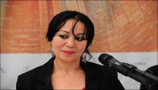 الروائية الجزائرية ربيعة جلطي 