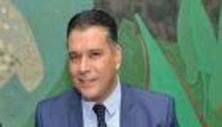 الحزب الحاكم بالجزائر يرشح نائبا شابا لرئاسة البرلمان