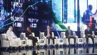 صورة من إحدى جلسات دافوس الصحراء 