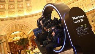 أحد عروض التكنولوجيا المتقدمة في دافوس الصحراء