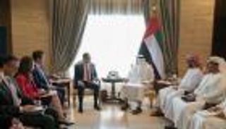 محمد بن زايد يستقبل وزير الخزانة الأمريكي