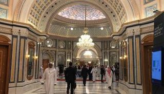  "دافوس الصحراء" يركز على التكنولوجيا وتأثيرها على التجارة 