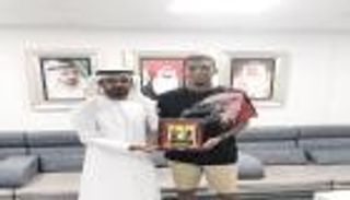 النصر الإماراتي يكرم لاعبه محمد العكبري