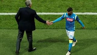 لورينزو إينسيني - جناح نابولي 