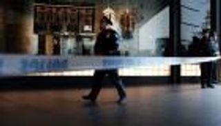 فحص مركز توزيع بريد للاشتباه في وجود طرود قنابل بميامي الأمريكية