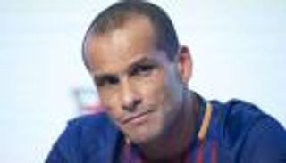 ريفالدو يحذر برشلونة من الاستهانة بريال مدريد