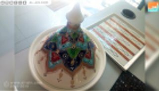 الرسم بألوان الزجاج على السيراميك.. حرفة جديدة في الجزائر