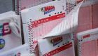 6 بطاقات تتنافس على رابع أكبر يانصيب في تاريخ أمريكا