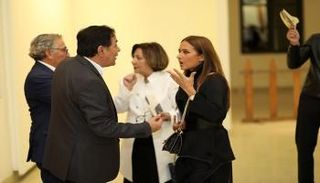 نجوم الفن في معرض فني بمتحف قصر الأمير محمد علي بالمنيل 