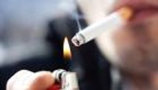 دورية أبحاث النيكوتين: السكر المضاف إلى السجائر يزيد من سموم دخانها