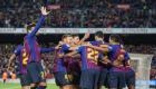 برشلونة يصعق ريال مدريد بخماسية في ليلة توهج سواريز
