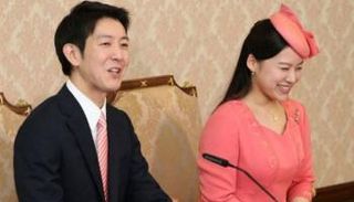 الأميرة اليابانية أياكو وخطيبها