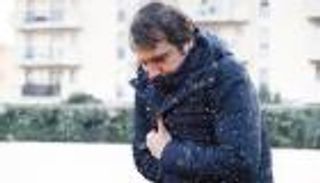 الطقس البارد يزيد مخاطر الإصابة بالأزمة القلبية