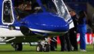 ليستر سيتي يعلن وفاة مالكه في حادث تحطم المروحية