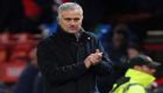 إدارة مانشستر يونايتد تدعم مورينيو في الميركاتو الشتوي