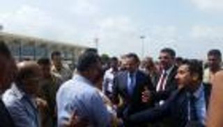 الحكومة اليمنية الجديدة تبدأ ممارسة عملها من عدن