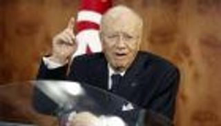 الرئيس التونسي: المعارك السياسية ألهتنا عن مجابهة الإرهاب