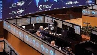 بورصة إسطنبول تغلق عند أدنى مستوى منذ شهرين ونصف الشهر