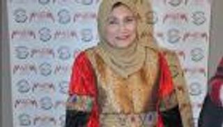 بالصور.. ألبوم "أنا بنت عمك" يعيد المصرية فاطمة عيد للغناء