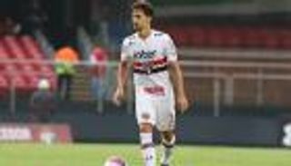 ميلان يستغل علاقات ليوناردو لحسم الصراع على ضم كايو