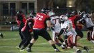 نجوم الدوري الإماراتي يخسرون أمام مصر في كرة القدم الأمريكية