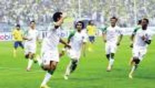 فيديوجراف.. كيف ترى الجماهير السعودية كلاسيكو النصر والأهلي؟